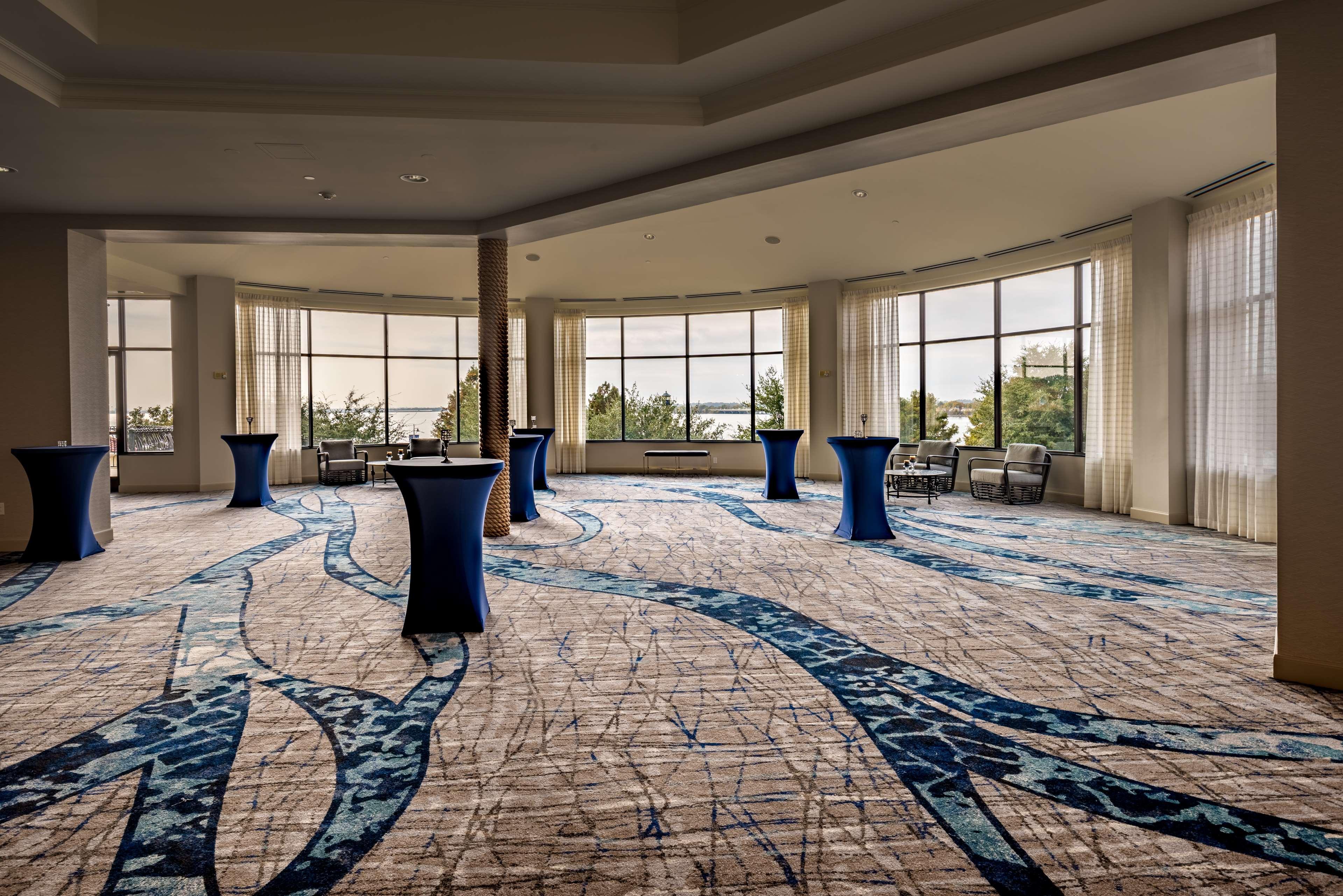 Hilton Dallas/Rockwall Lakefront Hotel Exterior foto