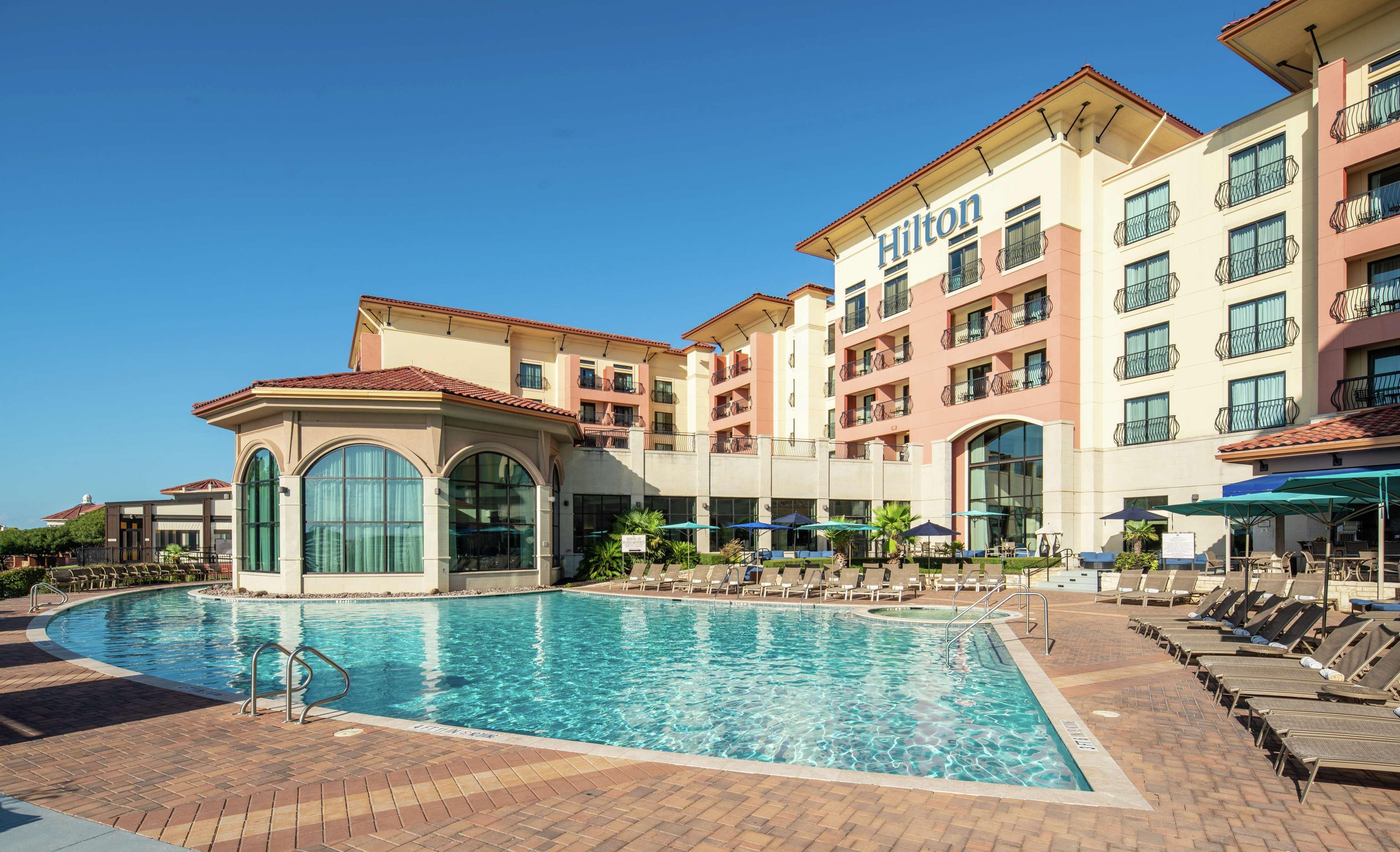 Hilton Dallas/Rockwall Lakefront Hotel Exterior foto