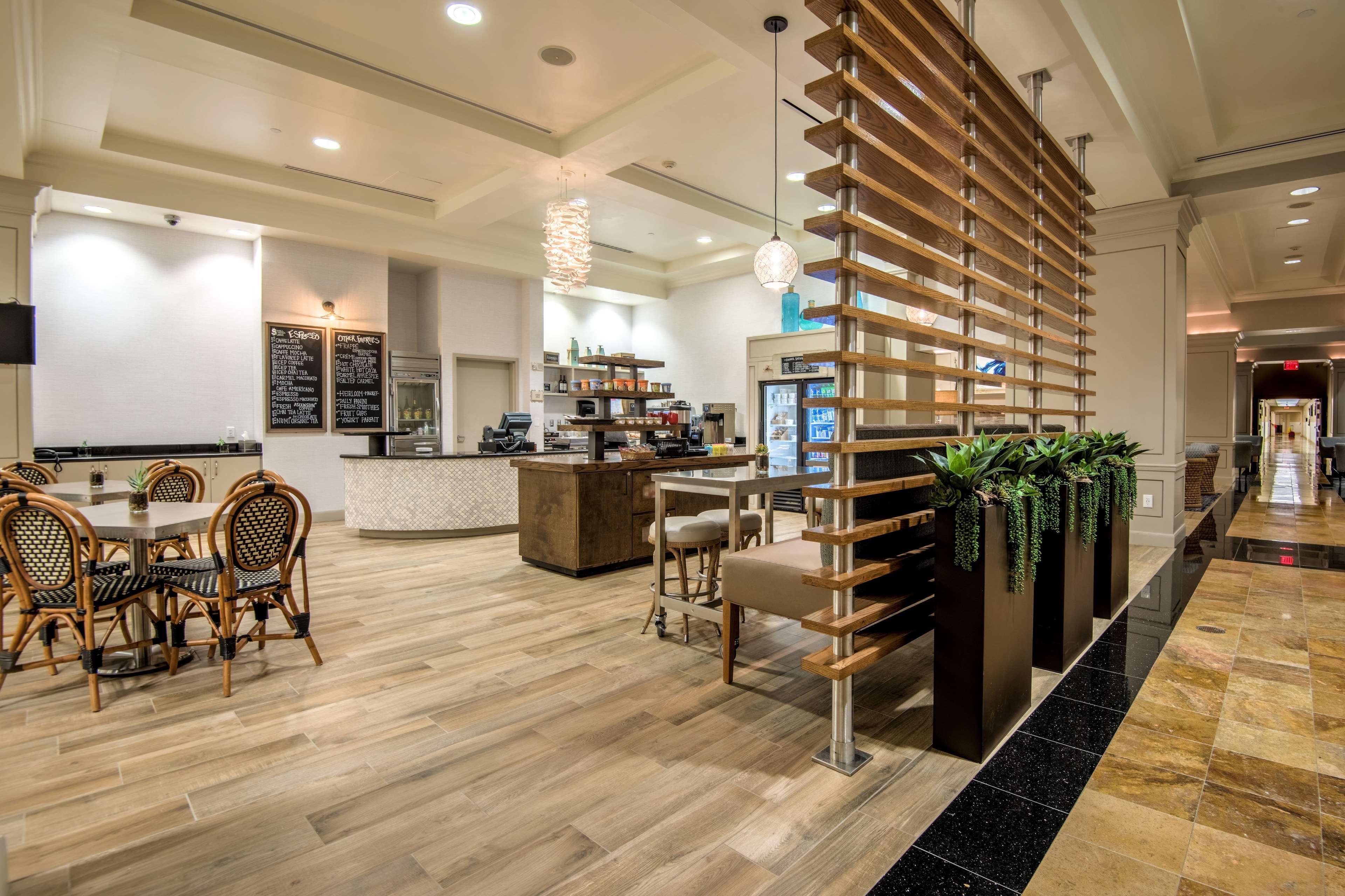 Hilton Dallas/Rockwall Lakefront Hotel Exterior foto